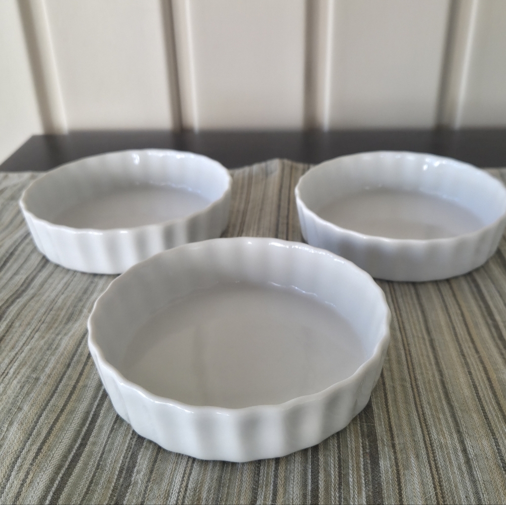Cordon Bleu BIA White Fluted Ramekins Cups Set Of 3
